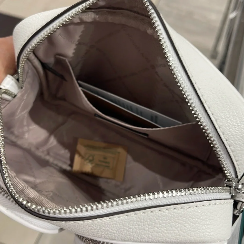 Michael Kors Jet Set Leather Md Crossbody Bag Case Apple Airpods Pr Optic White
